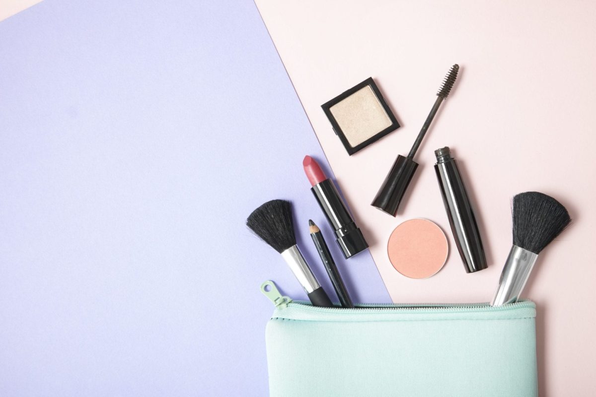 How to Pack Your Beauty Bag