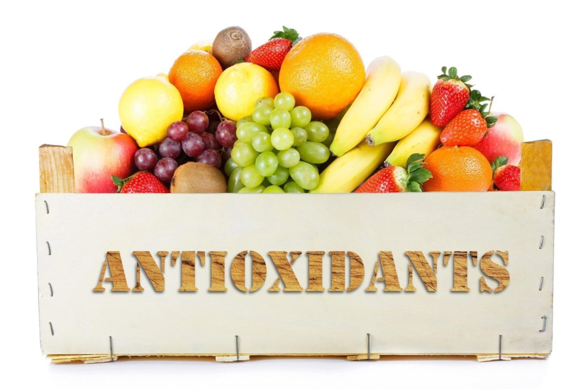 How Antioxidants Fight the Signs of Aging