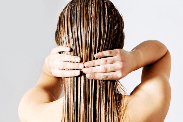Best Shampoos to Get You to Stop Singing the Oily Hair Blues