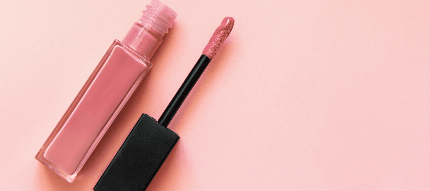 Finishing Your Look with Lip Gloss